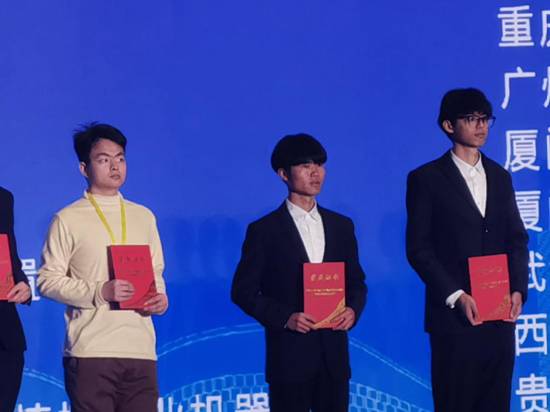 fbe4ab3fcfff9e4c9093f61ff606d89