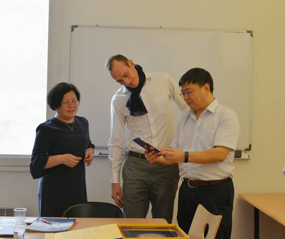 说明: DSC_8853_副本