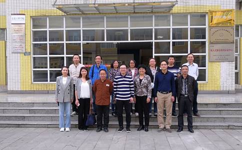 说明: E:\信息工程学院\图片资料\20190413西大计信院领导来访\QQ图片20190415080852.jpg