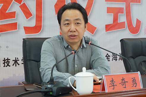 )~$YV6)N~SY}TV6(8F0M{9A